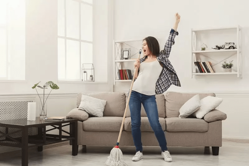 Thường xuyên dọn dẹp nhà cửa để giảm tích tụ nhiệt